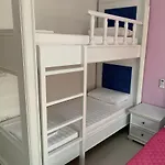 Coastside Apts Апартаменты