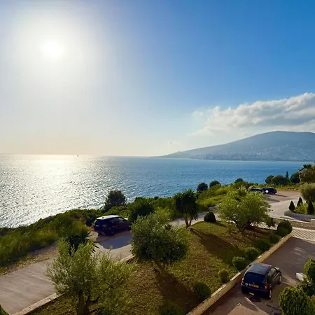 Coastside * Sarandë