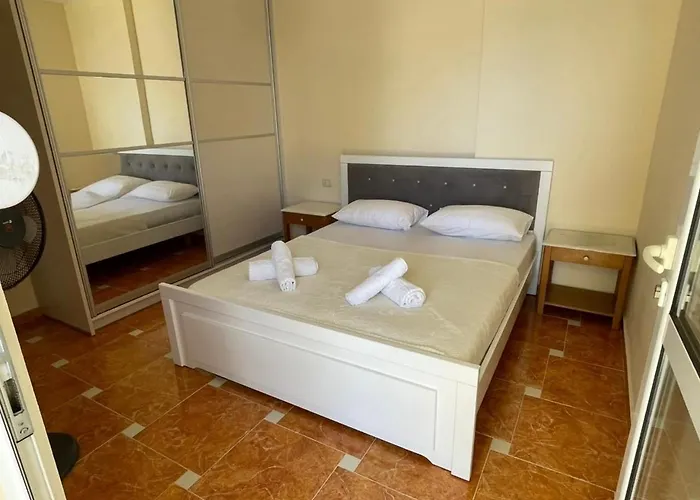 Apartment Coastside Apts