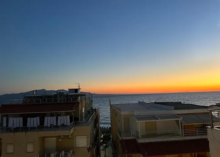 Apartment Coastside Apts *