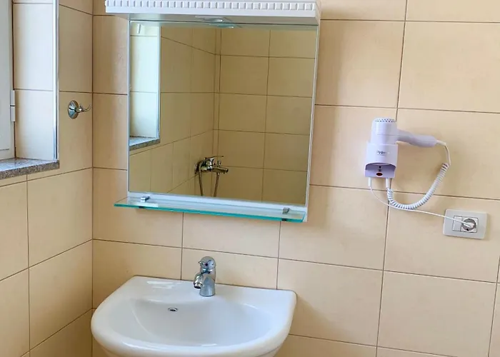 Coastside Apts Apartment *