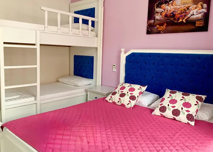 Apartment Coastside Apts