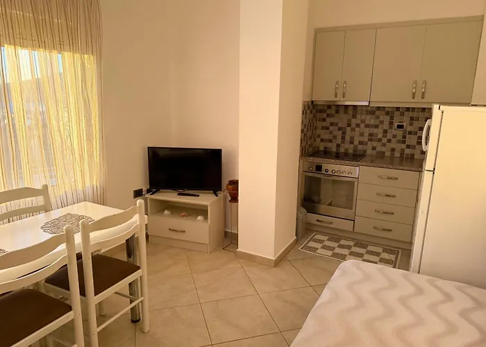 Apartment Coastside Apts